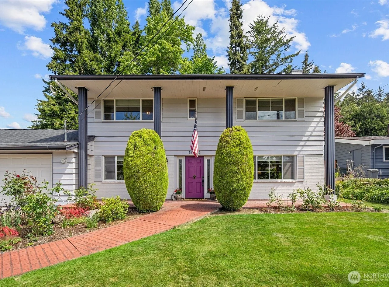 15406 NE 3rd Place, Bellevue, WA 98007