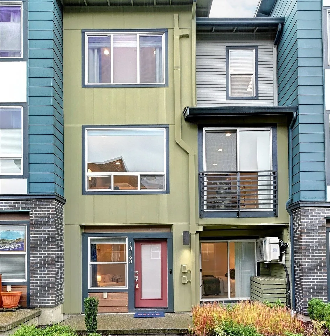 13163 83rd Lane S, Seattle, WA 98178