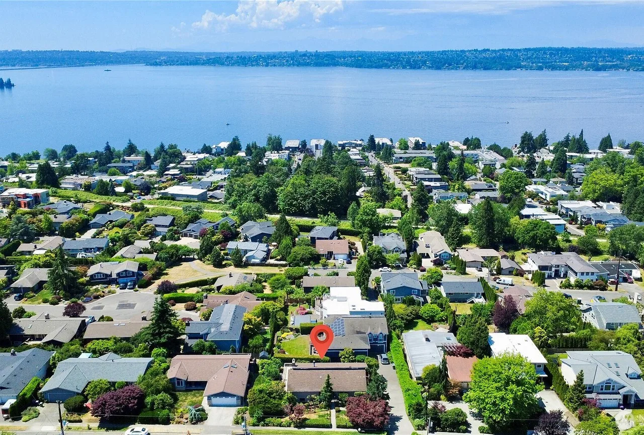 6225 106th Avenue NE, Kirkland, WA 98033