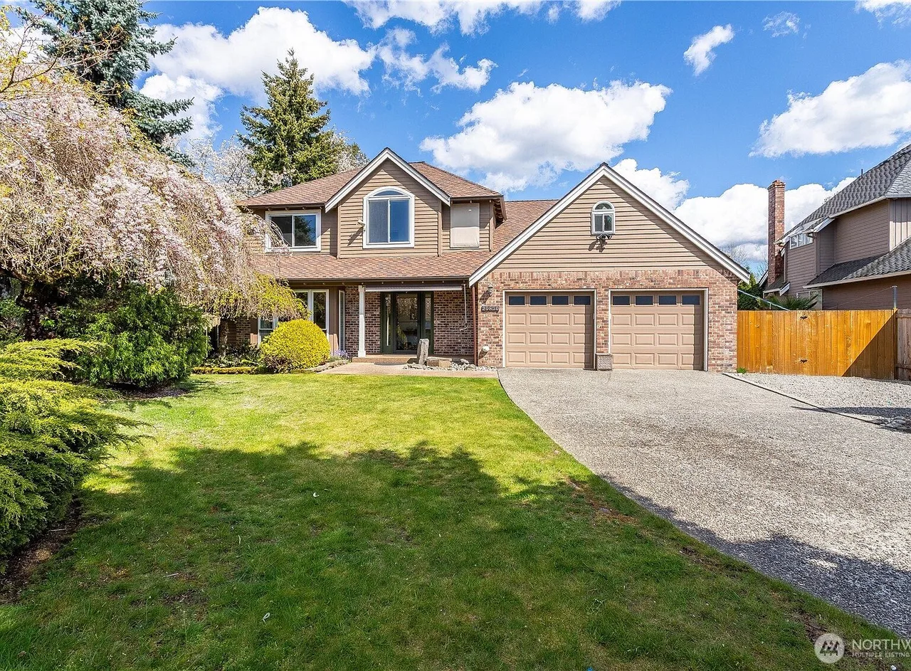 20830 103rd Court SE, Kent, WA 98031