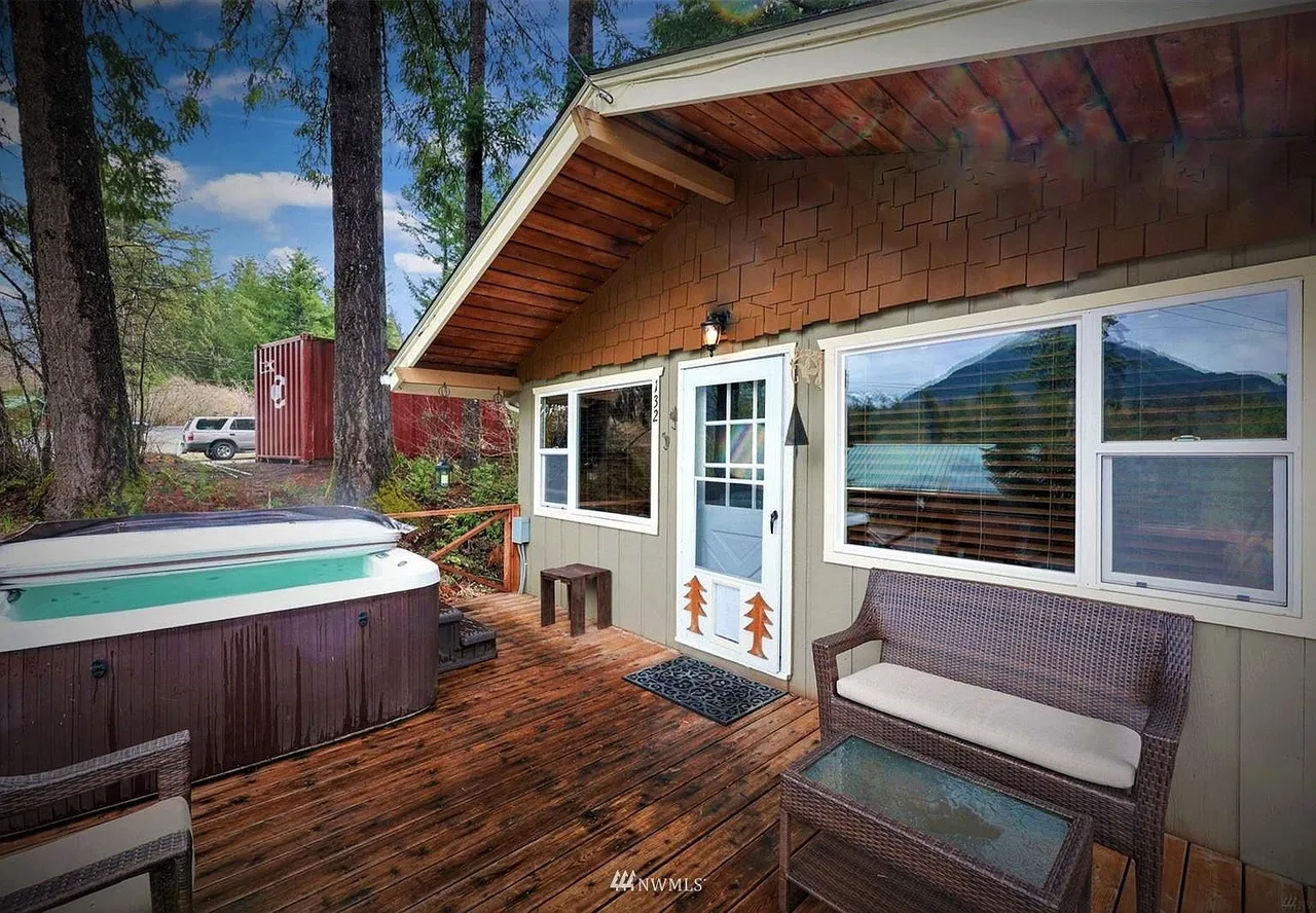 132 Alta Dr, Packwood, WA 98361